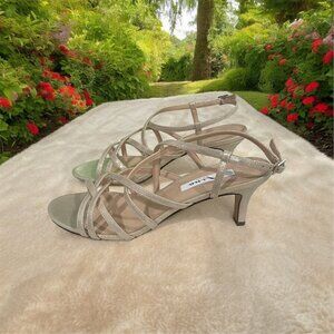 Nina Neptune Strappy Heels Women's Size 10 Gold Almond Wedding Party Elegant